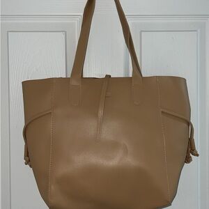 Elegant Tan Tote Bag